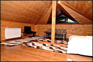 Gallery image of Guest House Aiva 2 in Leshten