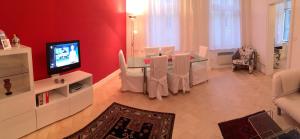 Televízia a/alebo spoločenská miestnosť v ubytovaní Apartment Philadelphia Vienna