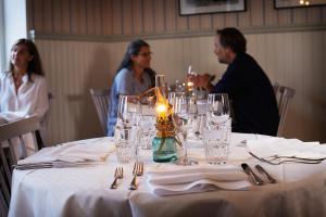Majutusasutuse Kivikstrand Badhotell külastajad