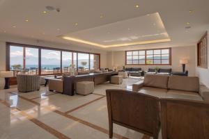 Гостиная зона в Miramare Resort & Spa