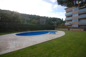 Gallery image of Lets Holidays Cozy Pool Apartment in Tossa de Mar