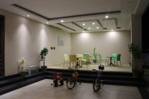 Fotografie z fotogalerie ubytování DsrMadhanamInn v destinaci Kumbakonam