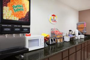Coffee and tea making facilities at Super 8 by Wyndham Marana/Tucson Area