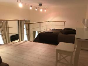 Posedenie v ubytovaní Goldcentral Gozsdu Apartment-Downtown Prime Location