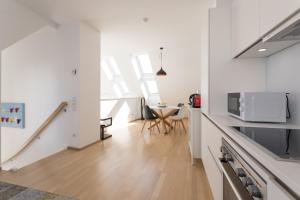 Kuchnia lub aneks kuchenny w obiekcie Mar Suite Apartments - Center