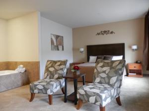 Posezení v ubytování Grand View Inn & Suites