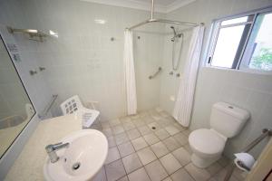 Bagno di Lazy Lizard Motor Inn