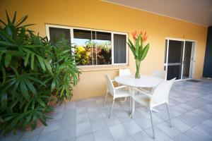 Giardino di Lazy Lizard Motor Inn