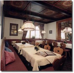 Posezení v ubytování Hotel Gasthof zur Post