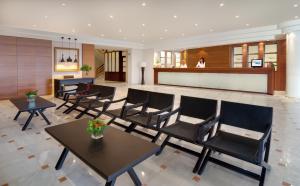 Гостиная зона в Miramare Resort & Spa