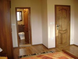 Koupelna v ubytování Hotel Asenevtsi