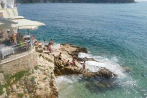 Naturlandskabet i nærheden af lejligheden