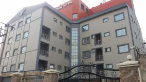 Gallery image of Valley Front View Hotel in Ikeja