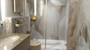 Ein Badezimmer in der Unterkunft Cosmo Apartments Platja d'Aro