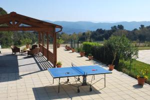 Erba Di Campo Residence veya yakınında masa tenisi olanakları