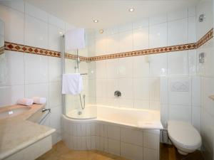 Ein Badezimmer in der Unterkunft Hotel-Garni Felsenhof