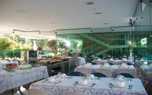 Εστιατόριο ή άλλο μέρος για φαγητό στο Hotel Aojesp