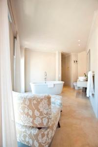 Gallery image of Rouge on Rose Boutique Hotel in Cape Town