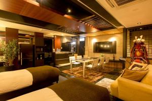 Posezení v ubytování R&Run Kyoto Serviced Apartment & Suites