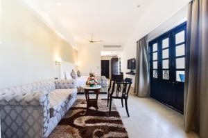 Posezení v ubytování Silver Sands Serenity Resort, Candolim