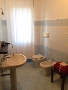 Koupelna v ubytování Residence Buelli e Dintorni