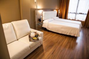 Postel nebo postele na pokoji v ubytování Hotel Duero