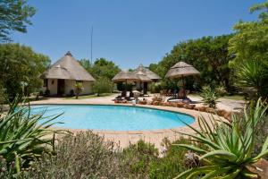 Πισίνα στο ή κοντά στο Aquanzi Lodge