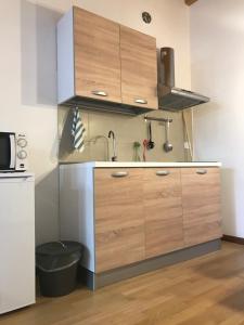 Kuchyň nebo kuchyňský kout v ubytování MyRoom Città Alta 1