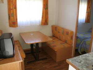 Posezení v ubytování Charming Aragonese Bungalow