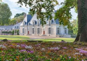 Afbeelding uit fotogalerij van Chateau des Grotteaux Près Chambord in Chambord