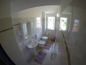 A bathroom at Appartamenti Torre