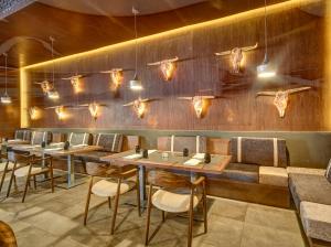 Predel za sedenje v nastanitvi Hideaway at Royalton Negril, An Autograph Collection All-Inclusive Resort - Adults Only