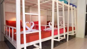 Gallery image of Paradise Bungalows in Haad Rin