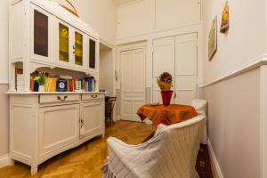 A kitchen or kitchenette at At Home Lettieri
