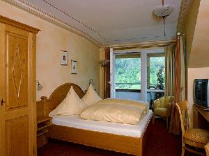 Hotel-Restaurant Bergfriedelにあるベッド