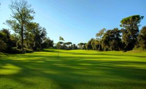Golf v hotelu nebo okolí