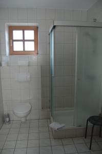 Ein Badezimmer in der Unterkunft Gasthof Zahler