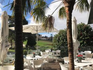 Jardín al aire libre en Hotel Santiago Apóstol
