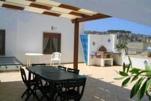 Γενική θέα στο βουνό ή θέα στο βουνό από  αυτή η παραθεριστική κατοικία +15 φωτογραφίες