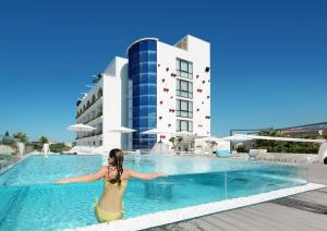 Bazén v ubytování Mec Paestum Hotel nebo v jeho okolí
