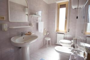 Koupelna v ubytování Albergo Ristorante da Settimio
