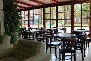 Uma área de estar em Hotel San Martin