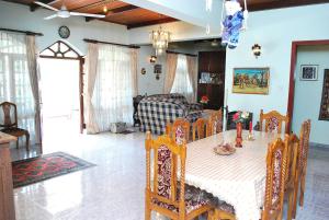 Gallery image of Dominic's Home in Weligama