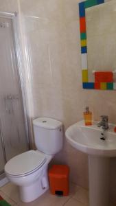 A bathroom at Duplex Atlan II