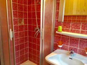 Koupelna v ubytování Ferienwohnung Nordlicht + 10 fotografií