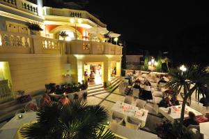 Bygningen som hotellet ligger i