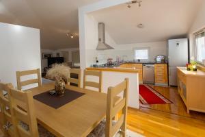 Kuchyň nebo kuchyňský kout v ubytování Guesthouse Rota