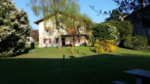 Vonkajšia záhrada v ubytovaní Apartment Piccolo Borgo
