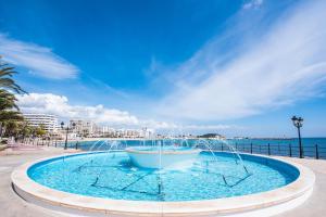 Bazén v ubytování Sal Mar Suites nebo v jeho okolí
