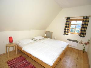 Posteľ alebo postele v izbe v ubytovaní Private Pool Villa in Stupna